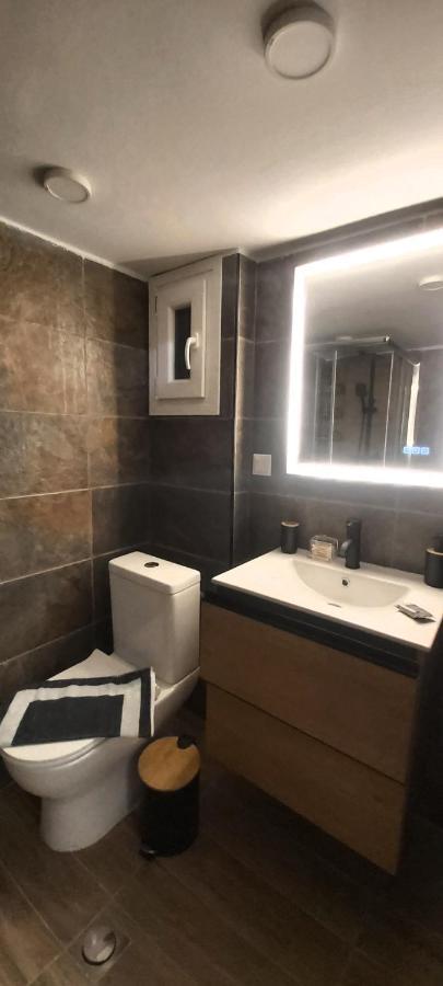 Sky Nomads Apartman Szaloniki Kültér fotó
