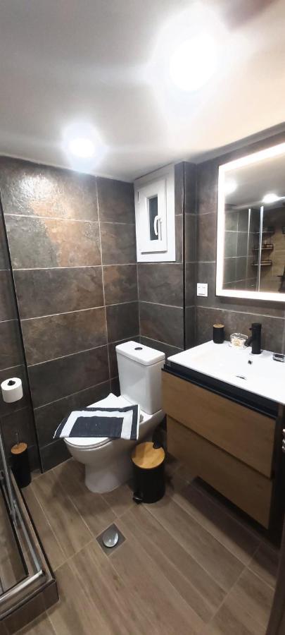 Sky Nomads Apartman Szaloniki Kültér fotó