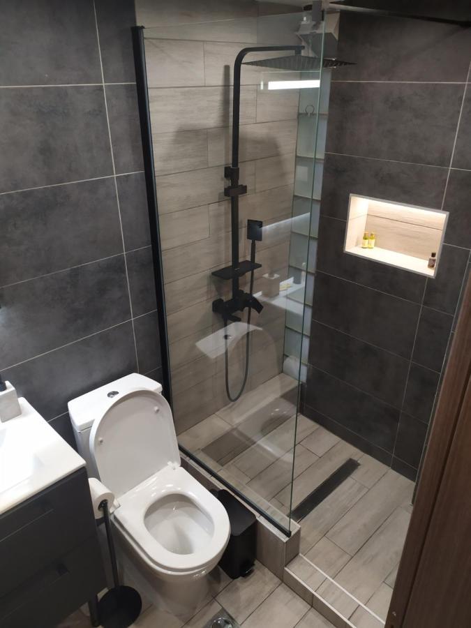 Sky Nomads Apartman Szaloniki Kültér fotó
